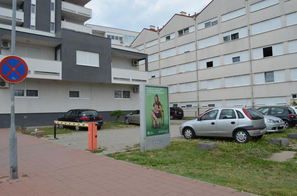 Apartment Viktor,Parking Осиек Номер фото